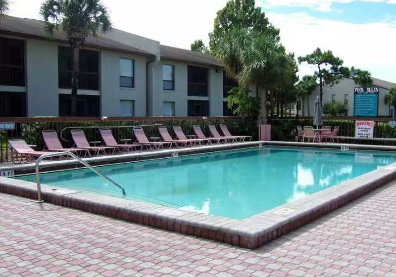 The Seasons Resort Hotel