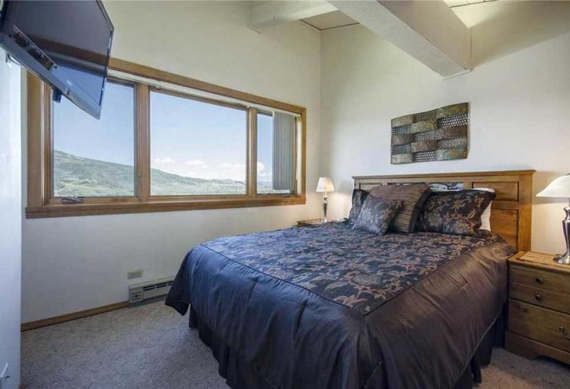 The West Condominiums By Steamboat Resorts