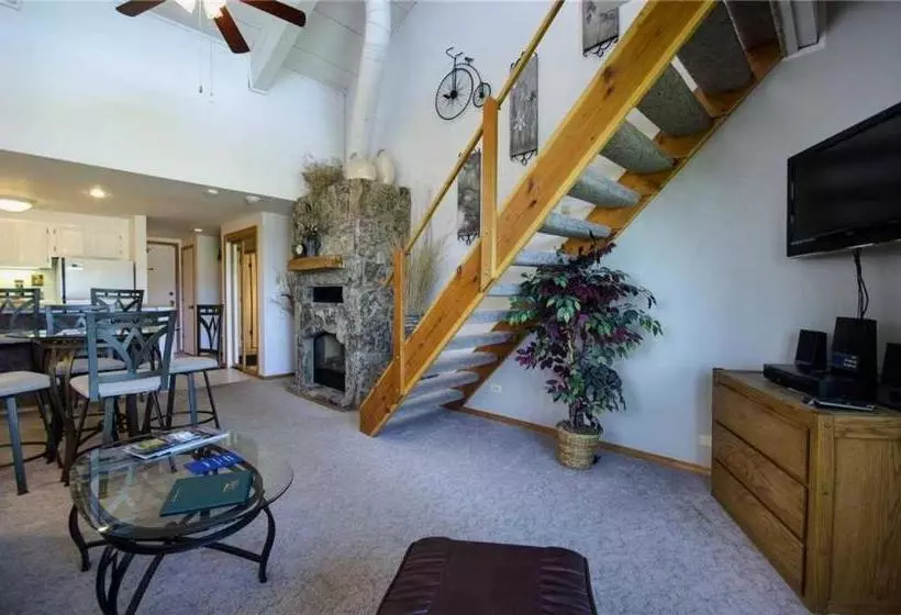 The West Condominiums By Steamboat Resorts