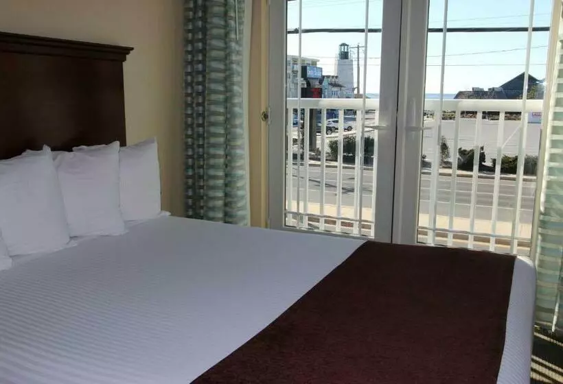 Gold Leaf Hotel Of Dewey