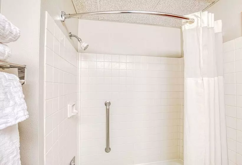 فندق Best Western Green Valley Inn