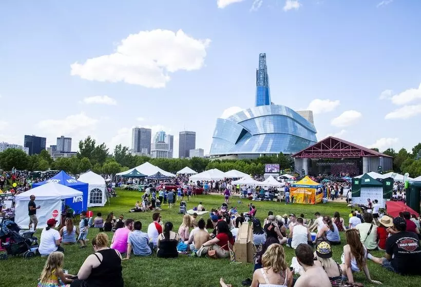 ホテル Holiday Inn Winnipeg South, An Ihg