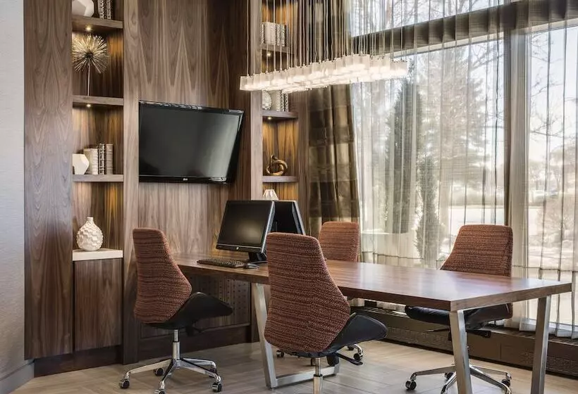 ホテル Holiday Inn Winnipeg South, An Ihg