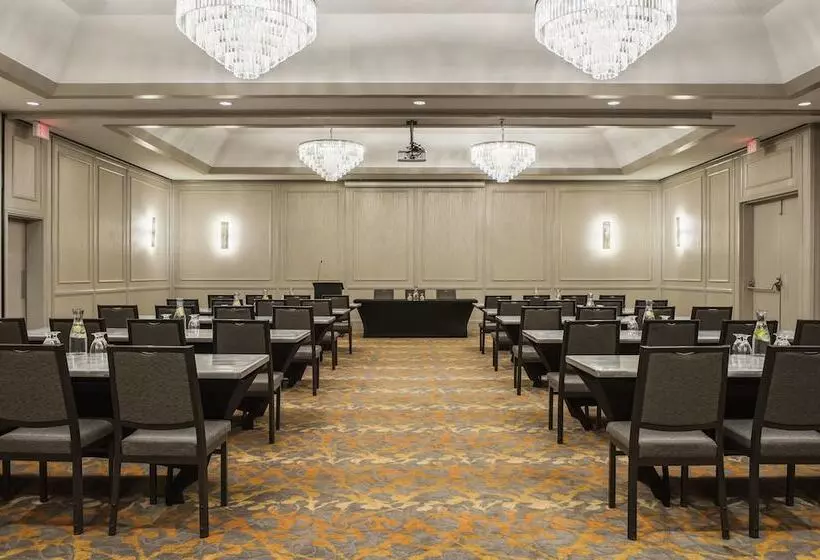 ホテル Holiday Inn Winnipeg South, An Ihg