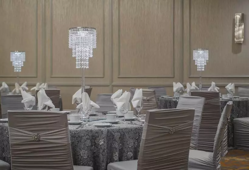 ホテル Holiday Inn Winnipeg South, An Ihg