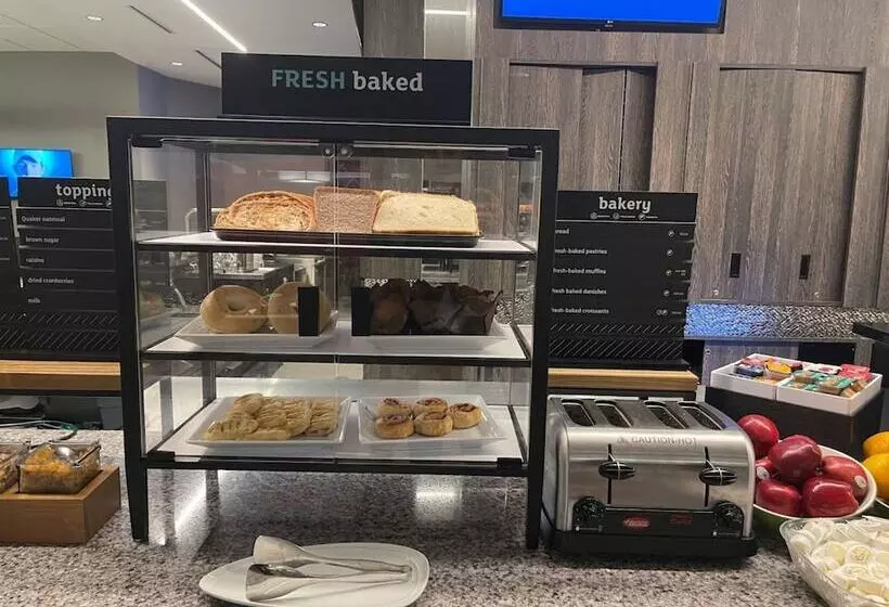 ホテル Holiday Inn Winnipeg South, An Ihg