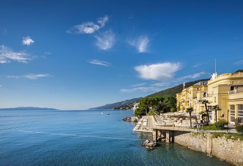 בית מלון כפרי Kvarner  Liburnia