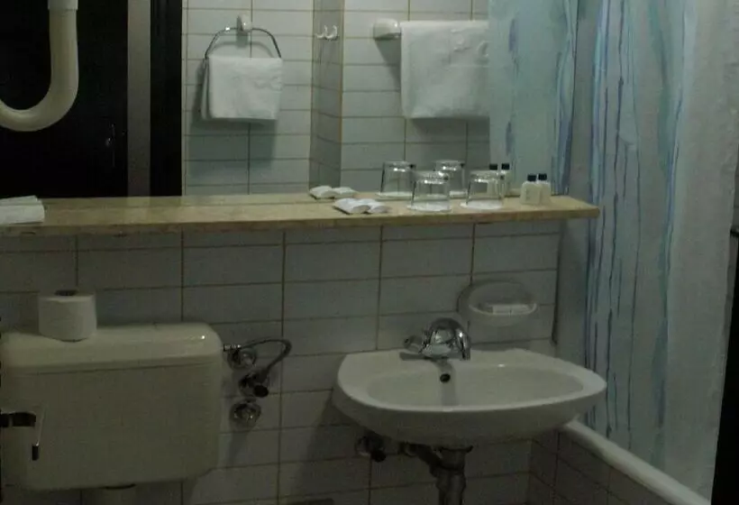 בית מלון כפרי Laguna Zagreb