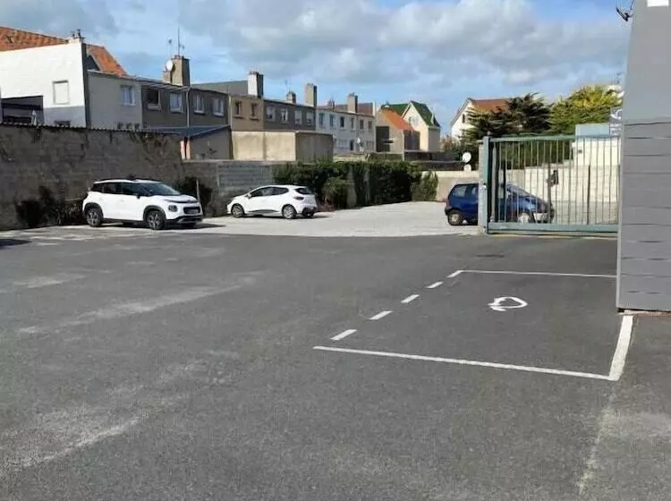 هتل Villa Des 2 Caps