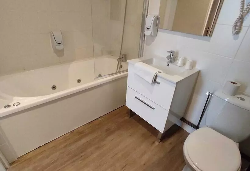 هتل Villa Des 2 Caps