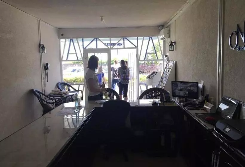 Nautilus Beach Apartments