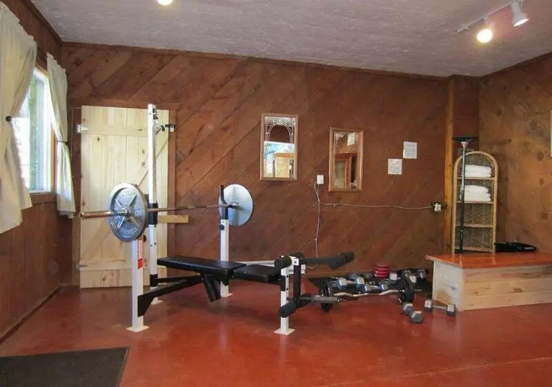 בית מלון כפרי Alpine Lodge Red River