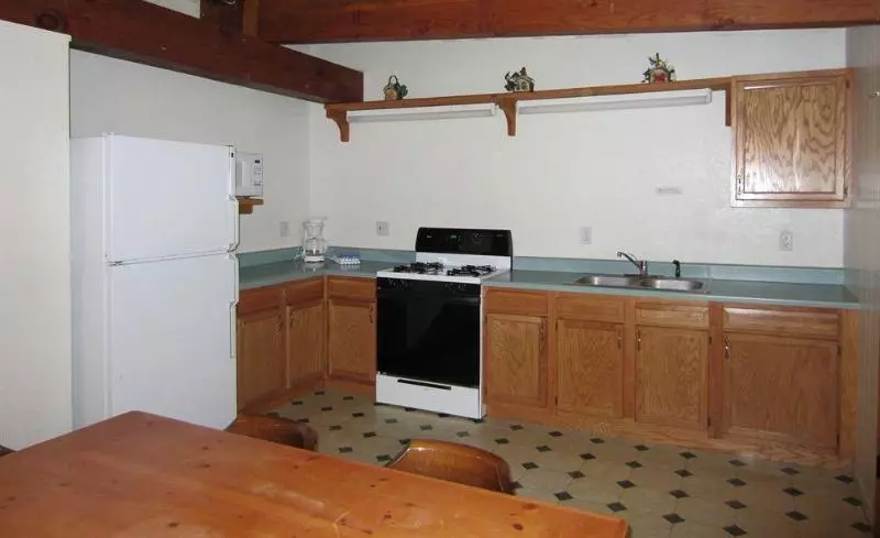 בית מלון כפרי Alpine Lodge Red River