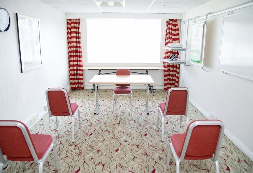 فندق Holiday Inn Ashford North A20, An Ihg