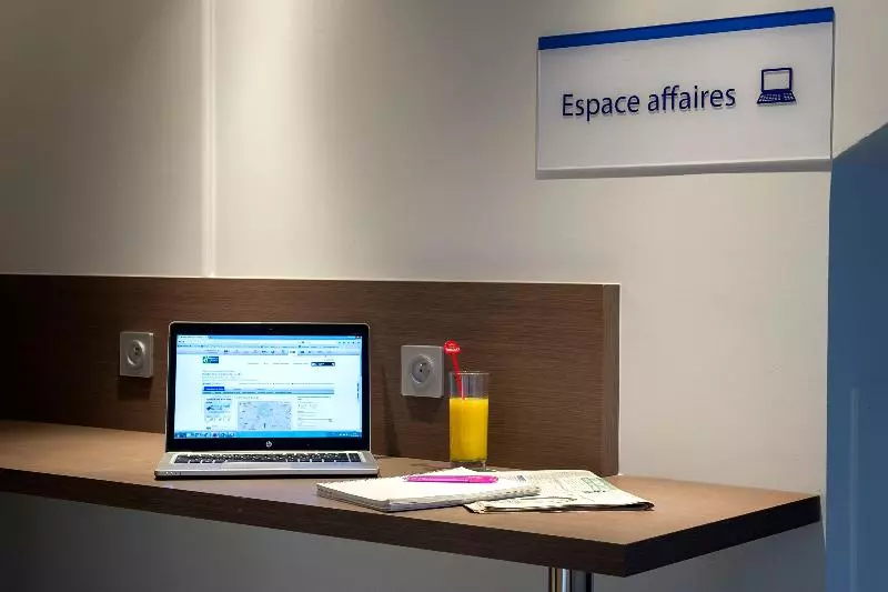 Отель Holiday Inn Express Lille Centre, An Ihg