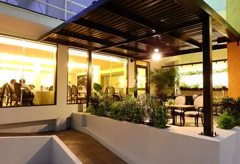 Hs Hotsson Hotel Tampico