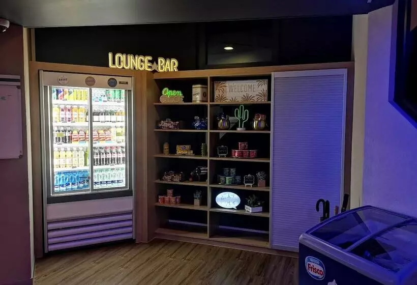 Отель Ibis Lausanne Crissier