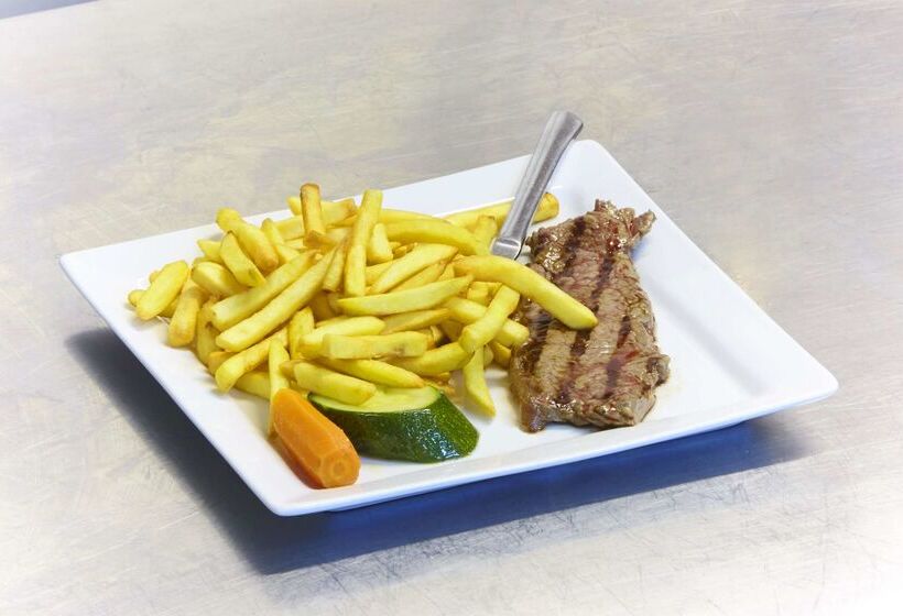 ホテル Hôtel Restaurant Kyriad Mulhouse Nord Illzach