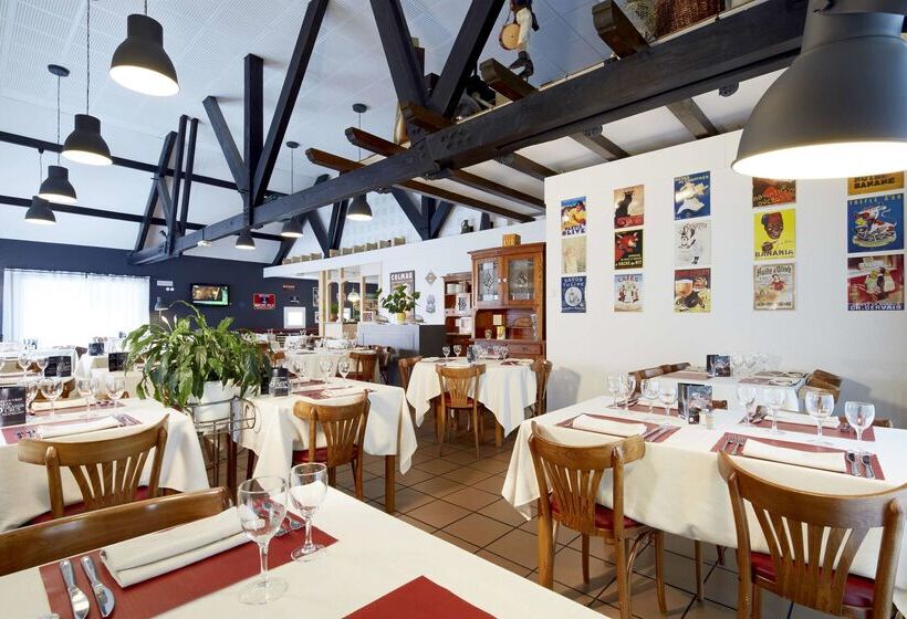 ホテル Hôtel Restaurant Kyriad Mulhouse Nord Illzach