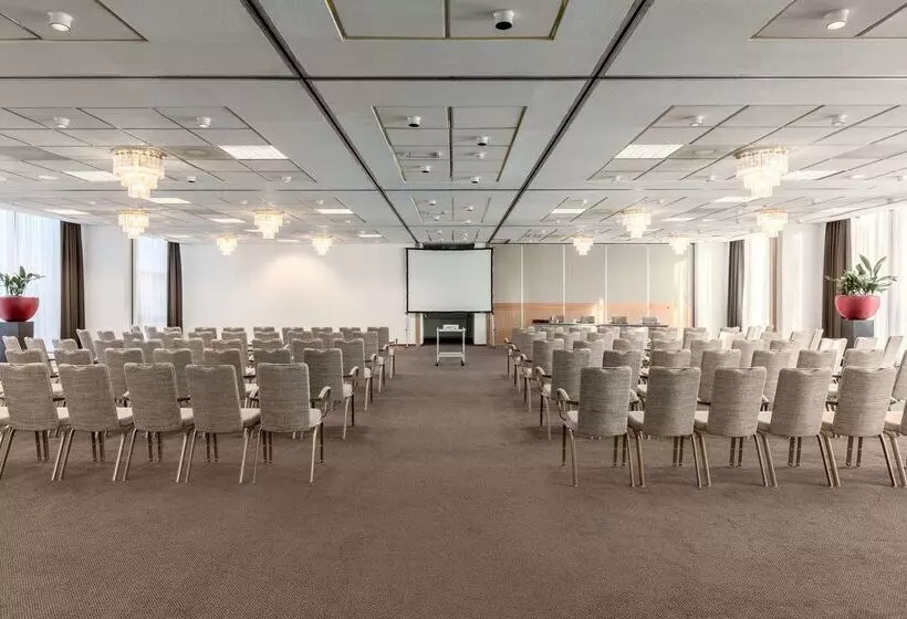 Hotel NH Maastricht