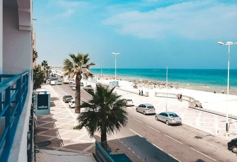 هتل Nour Justinia