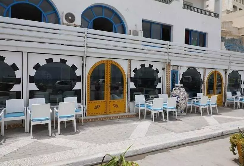 هتل Nour Justinia