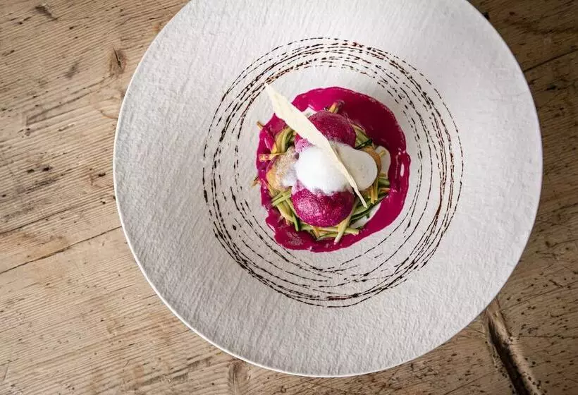 ホテル Strasserwirt   Ansitz Zu Tirol