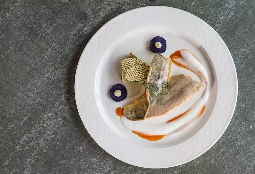 ホテル Strasserwirt   Ansitz Zu Tirol