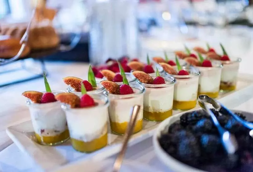 ホテル Strasserwirt   Ansitz Zu Tirol