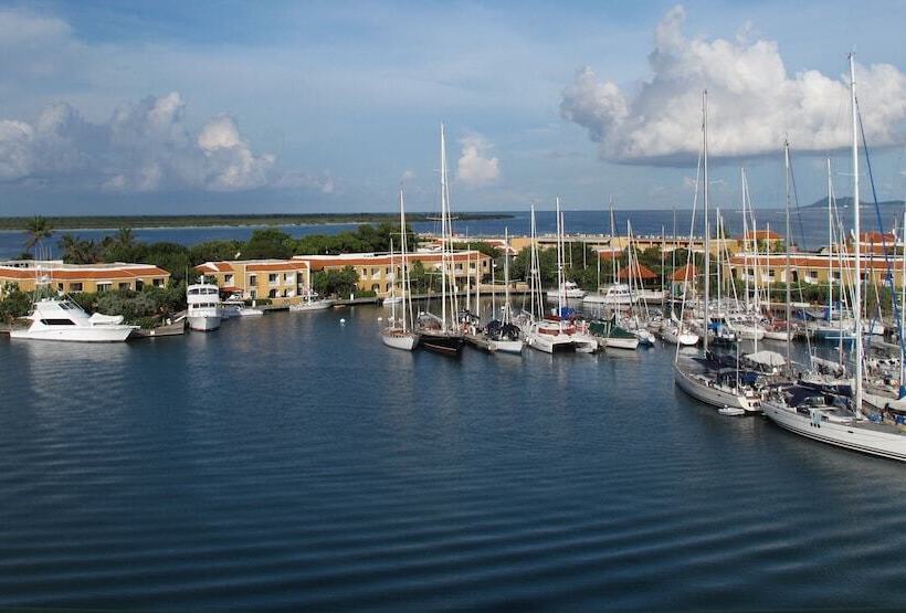 渡假胜地  Harbour Village Beach Club