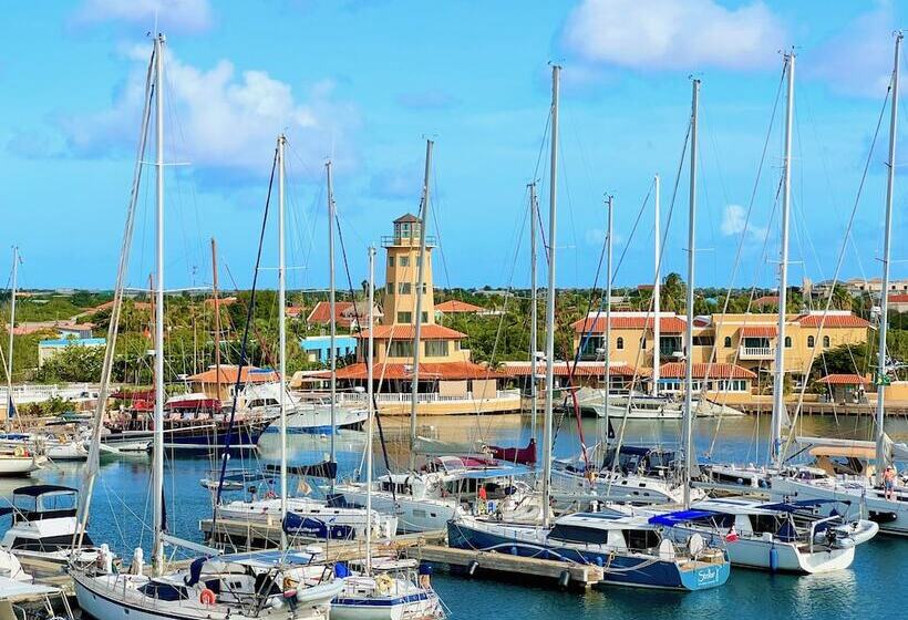 渡假胜地  Harbour Village Beach Club