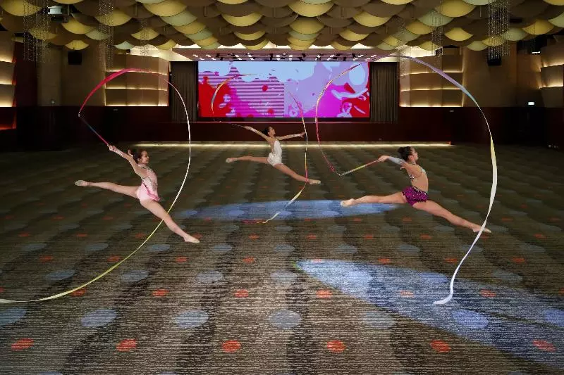 هتل B P International