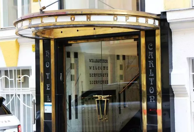 هتل Carlton Opera