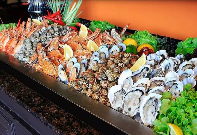 Centara Riverside Hotel Chiang Mai