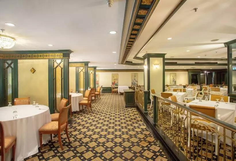 Centara Riverside Hotel Chiang Mai