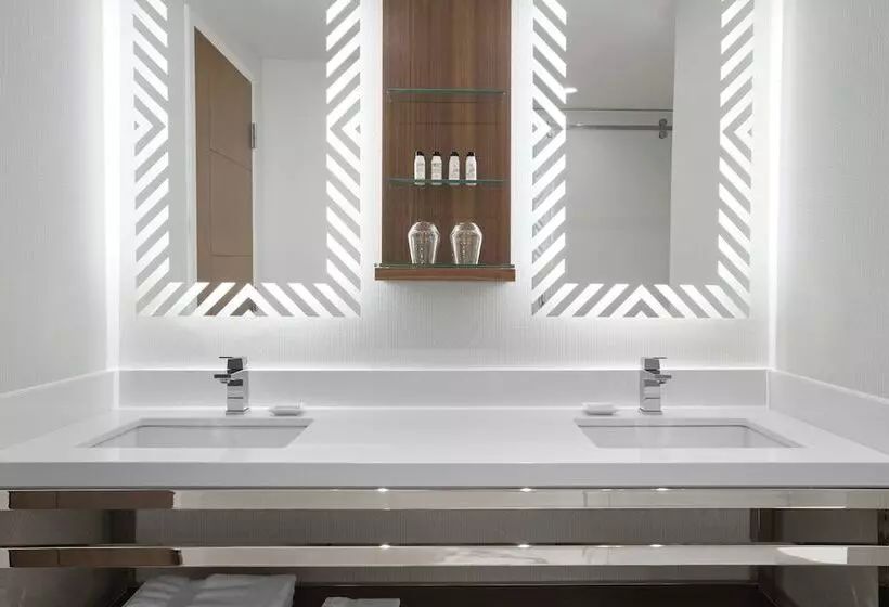 Delta Hotels By Marriott Trois Rivieres Conference Centre