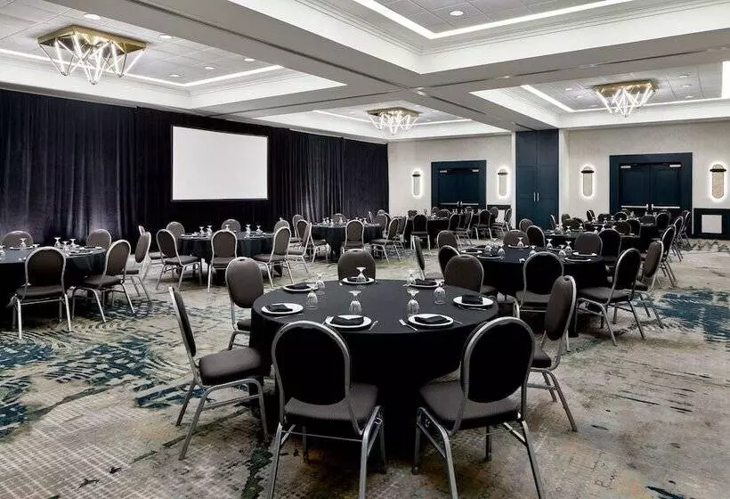 Hotel Detroit Metro Airport Marriott