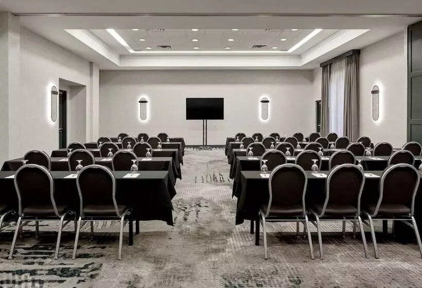 Hotel Detroit Metro Airport Marriott