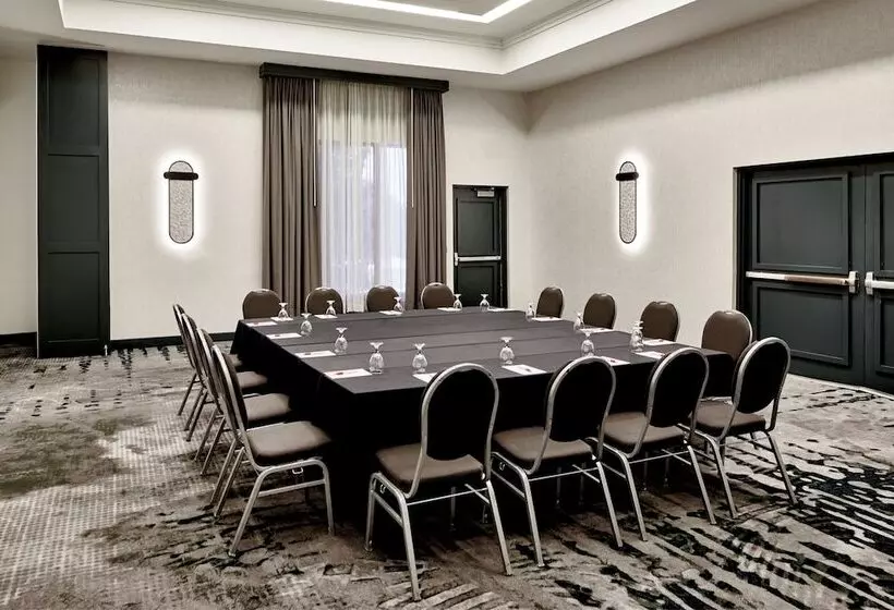 Hotel Detroit Metro Airport Marriott