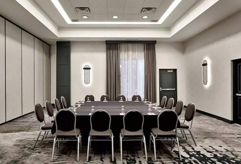 Hotel Detroit Metro Airport Marriott