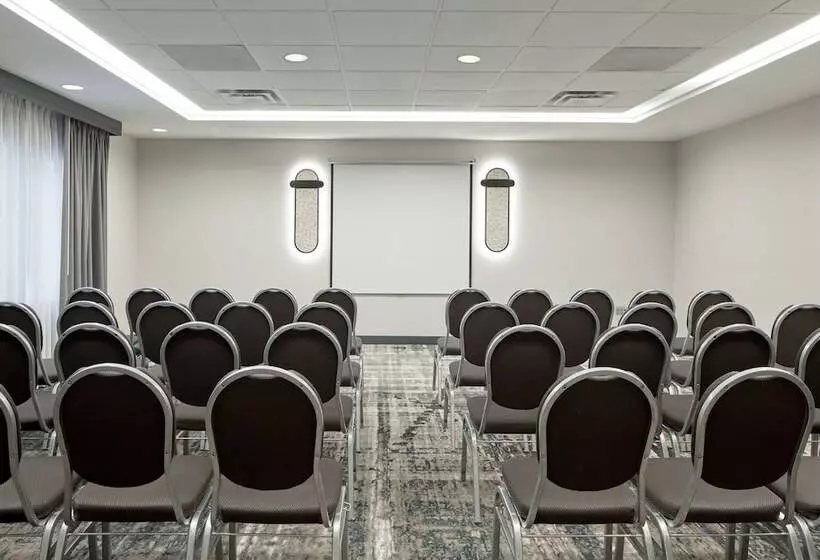 Hotel Detroit Metro Airport Marriott