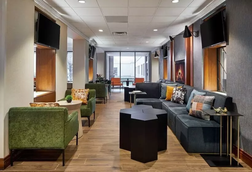 Hotel Detroit Metro Airport Marriott