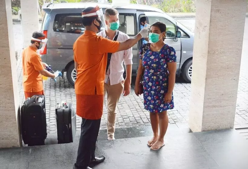 هتل Balisani Suites