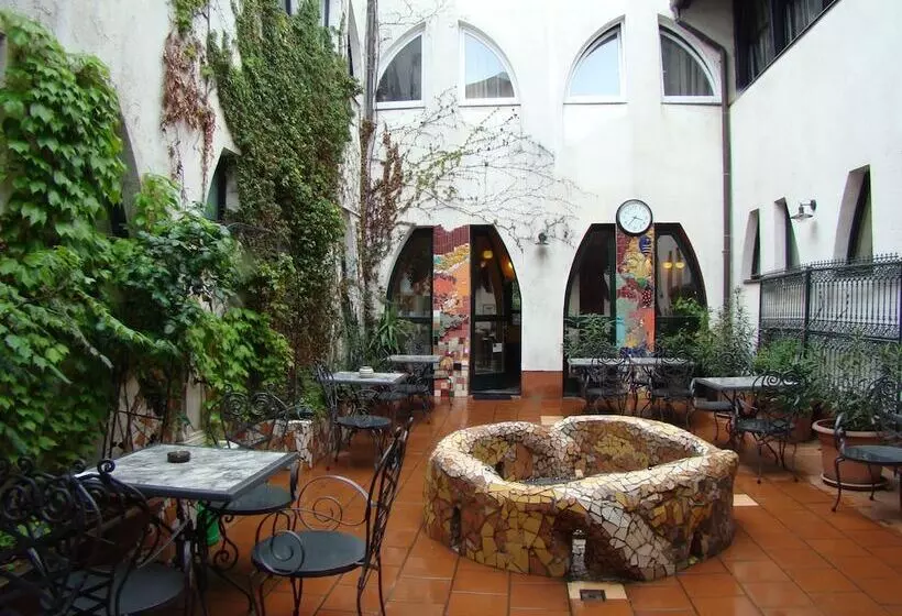 Janus Boutique Hotel & Spa