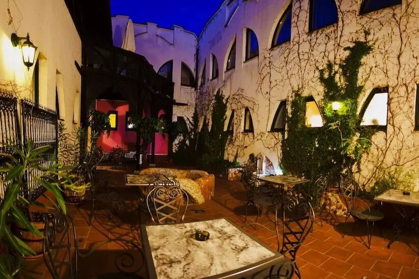 Janus Boutique Hotel & Spa