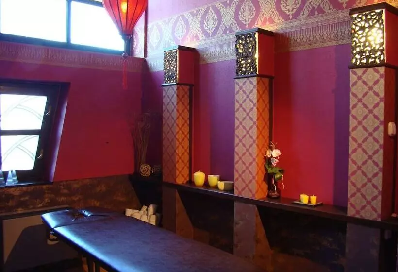 Janus Boutique Hotel & Spa