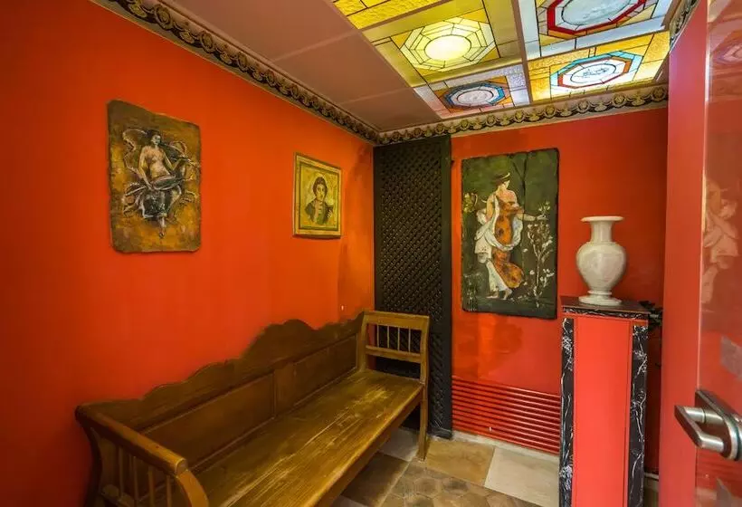 Janus Boutique Hotel & Spa