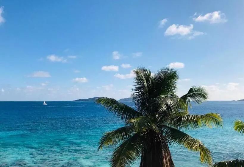 هتل Patatran Village