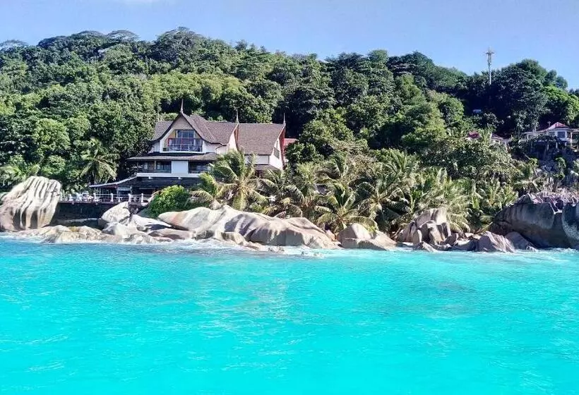 هتل Patatran Village