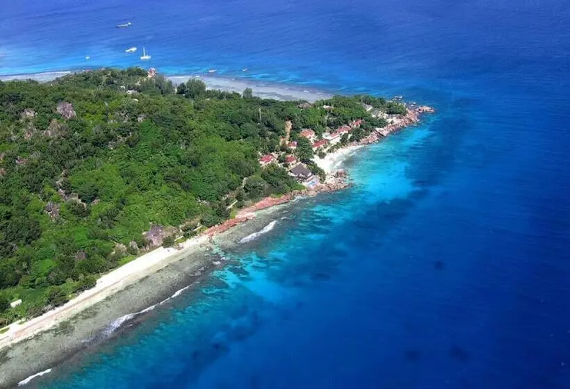 هتل Patatran Village